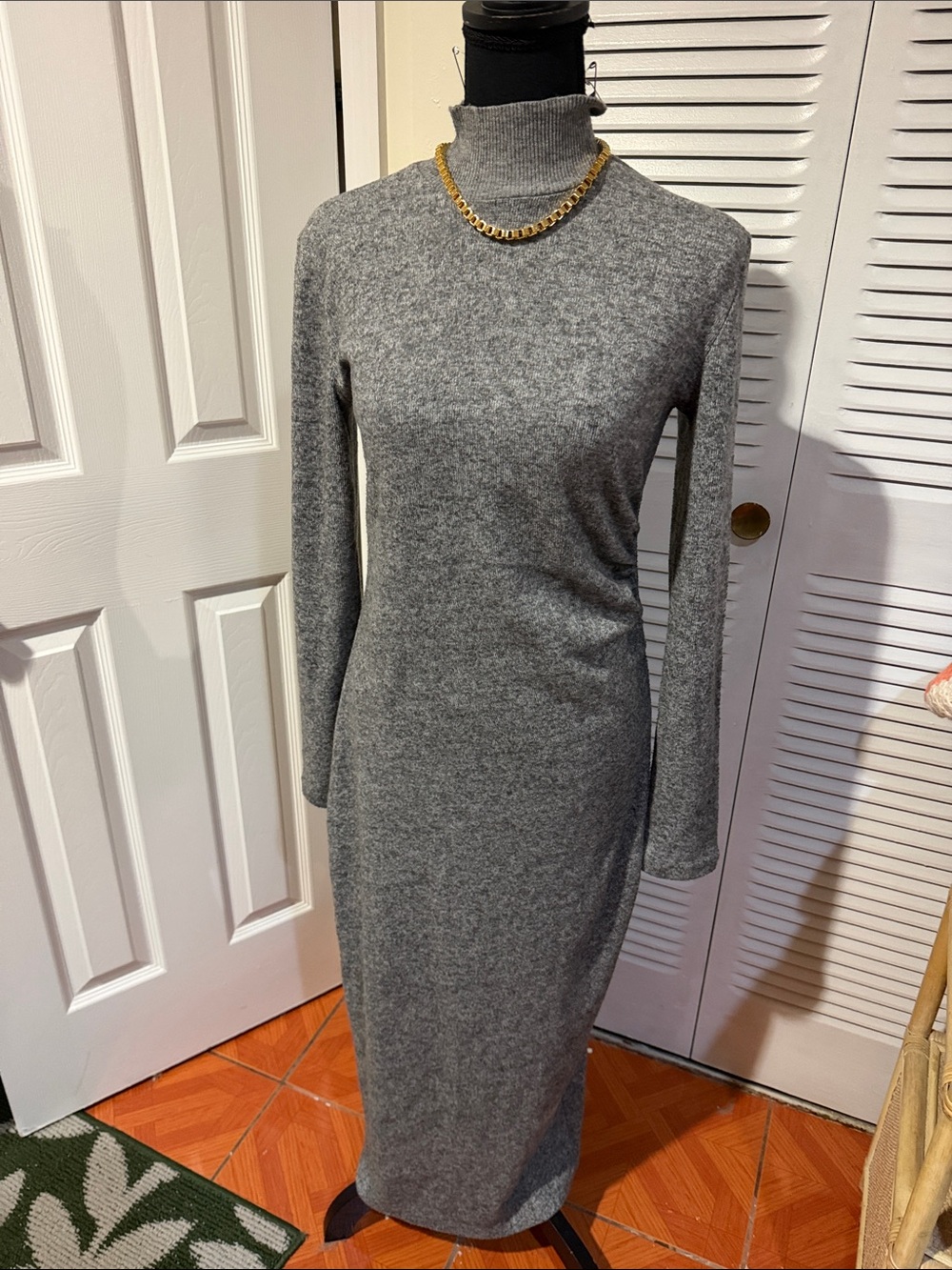 Zara Gray Long-Sleeve Turtleneck Midi Dress